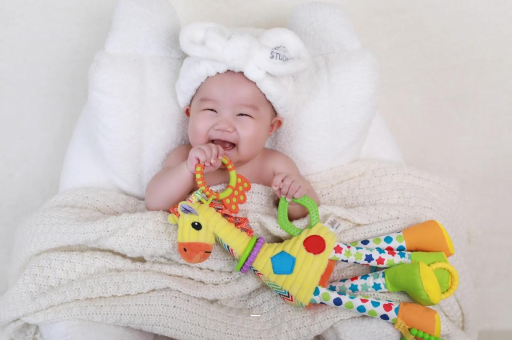 巴音郭楞蒙古宝宝舌苔白怎么回事 巴音郭楞蒙古宝宝舌苔白怎么回事