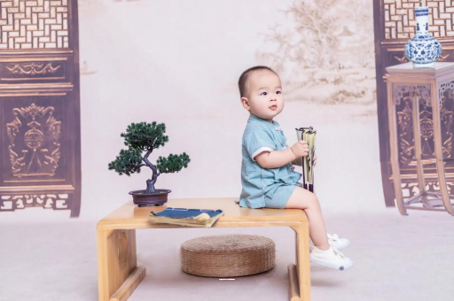 巴音郭楞蒙古宝宝掉头发是怎么回事